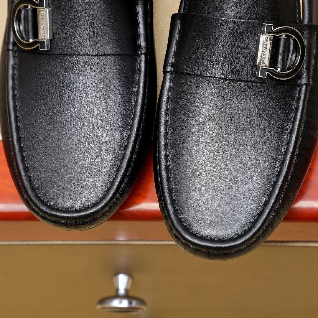 Men's shoes 💰360 🕷🕷【Ferragamo】Ferragamo Popular fashionable casual slip-on shoes🇨🇳Official website counter 1:1 production, original mold opening💯Good quality visible, imported high-end first-layer calfskin, luxurious pigskin lining🌿Very clear texture, high-quality waterproof, non-slip and wear-resistant outsole🎋High quality and low price, truly handmade🍓Color, code number 38-45
